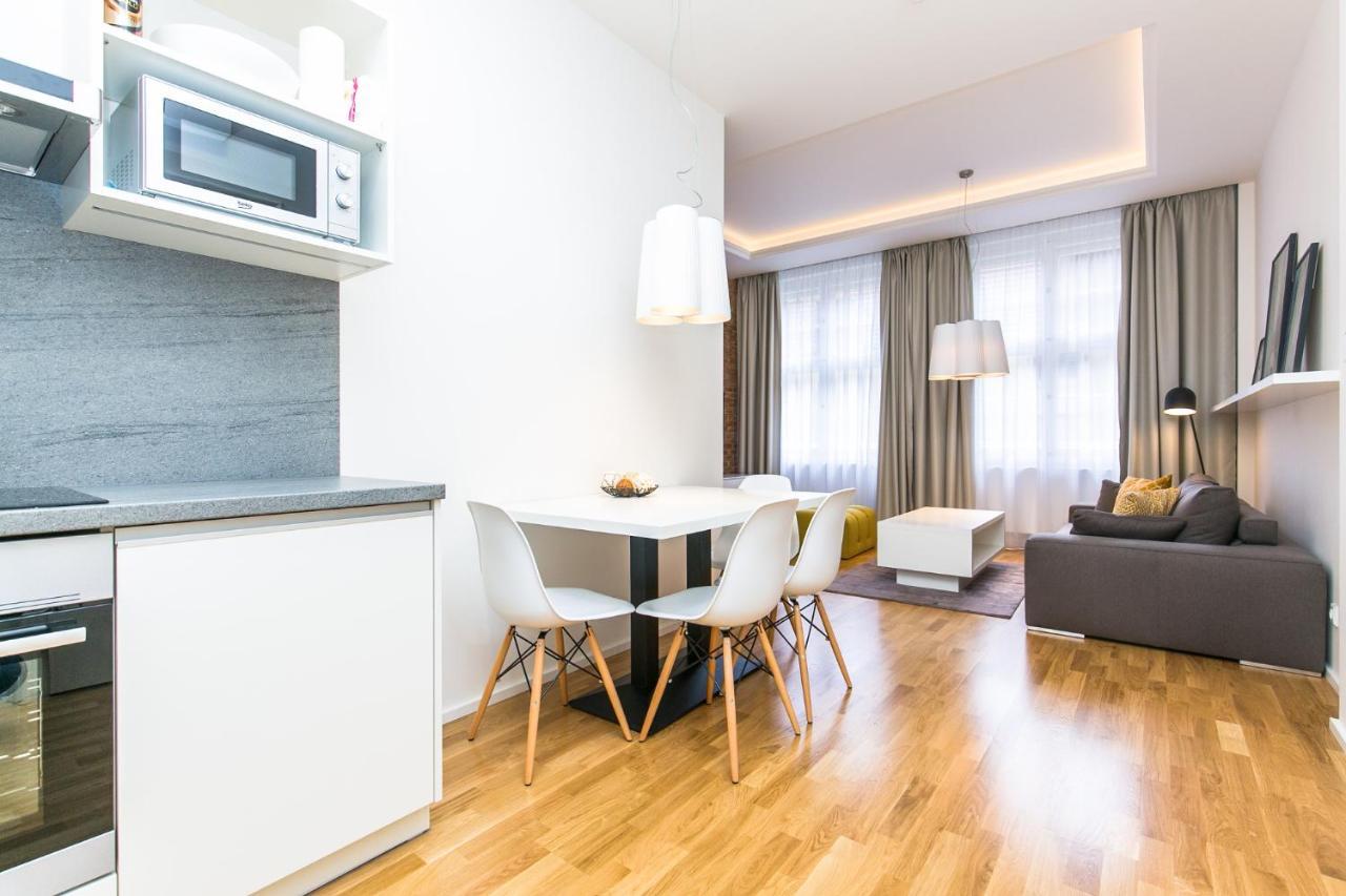 Top Location Old Town Brand New 2Bd Apartment プラハ エクステリア 写真