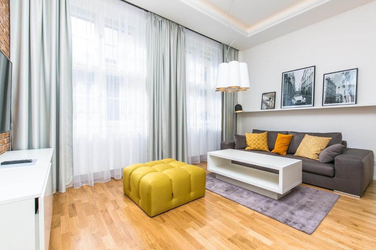 Top Location Old Town Brand New 2Bd Apartment プラハ エクステリア 写真